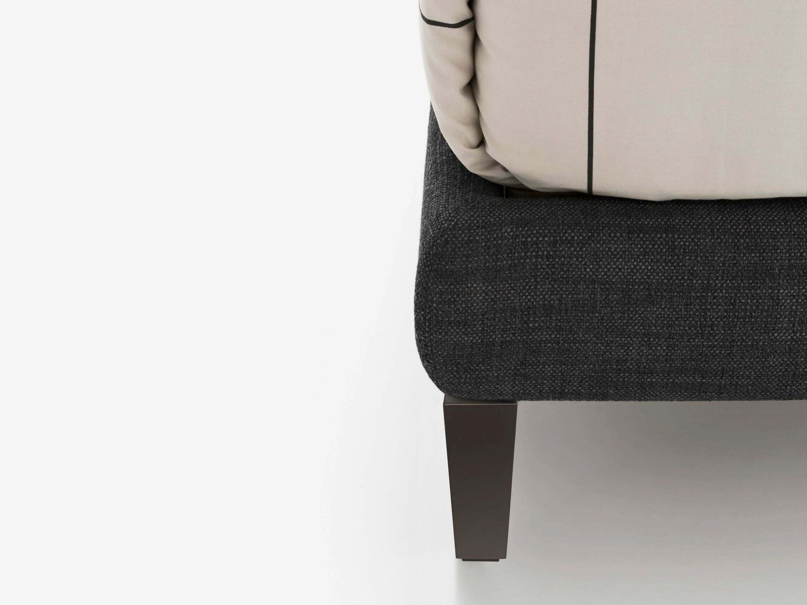 Двуспальная кровать-контейнер с капитонным изголовьем Alf DaFrè MIRAM ARCH-00150049 - Вид №12