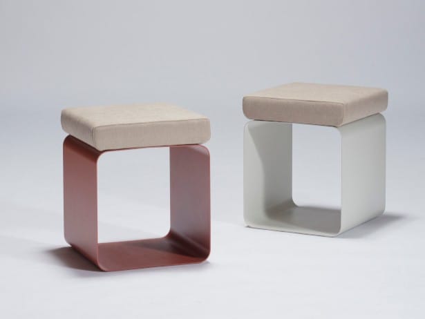 Низкий стул из листового металла с мягким сиденьем Medulum SISSI ARCH-00074552 - Вид №1