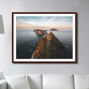 Фотокартина в раме 130х102 см The rocks in the Ocean КАРТИНЫ В КВАРТИРУ  264719 Бежевый;голубой;коричневый;разноцветный