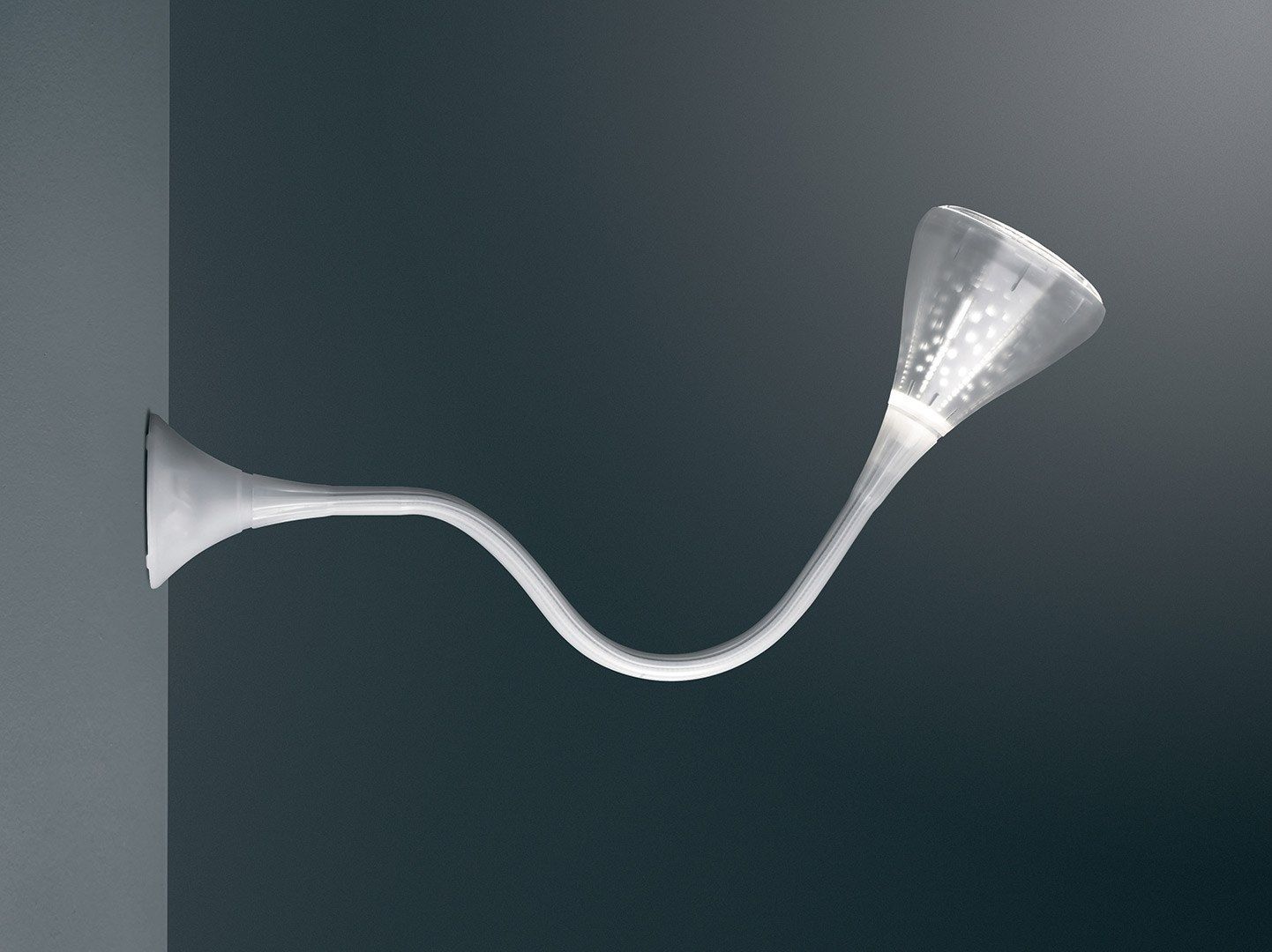 Регулируемая люминесцентная настенная лампа Artemide ARCH-00078732