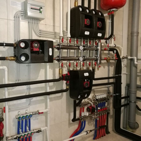 Купить Распределительный коллектор с гидрострелкой 60 кВт, 7 контуров Прокситерм GSK257 - Вид №7