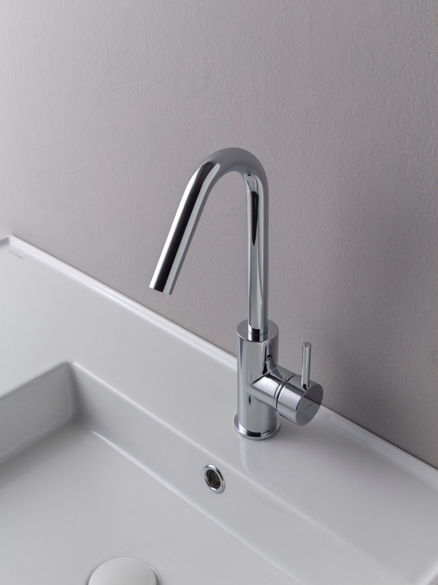 Смеситель для раковины с одним отверстием Rubinetterie Treemme X-Change_Mono ARCH-00020635