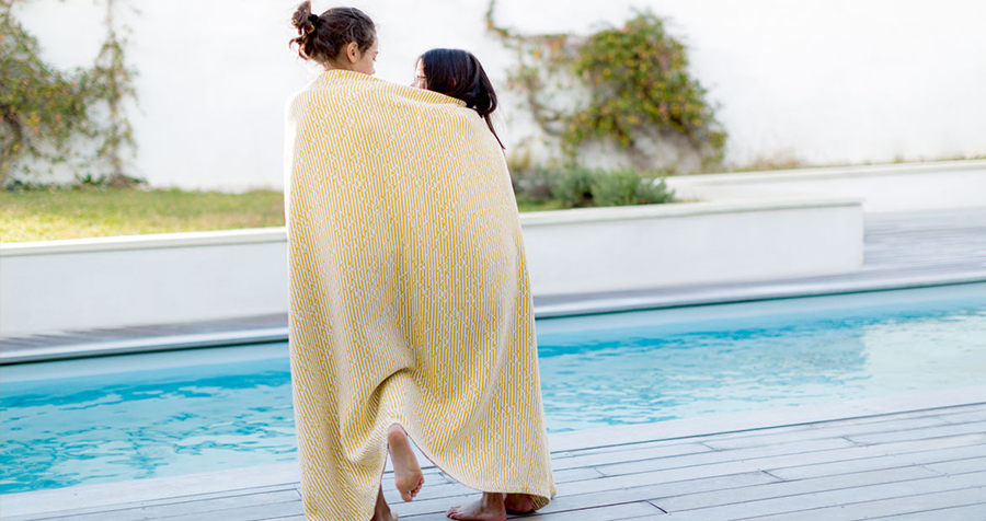 Плед Châteaux de Sable Cabanon Dusky Grey 130х70 см Fermob 311175 - Вид №2