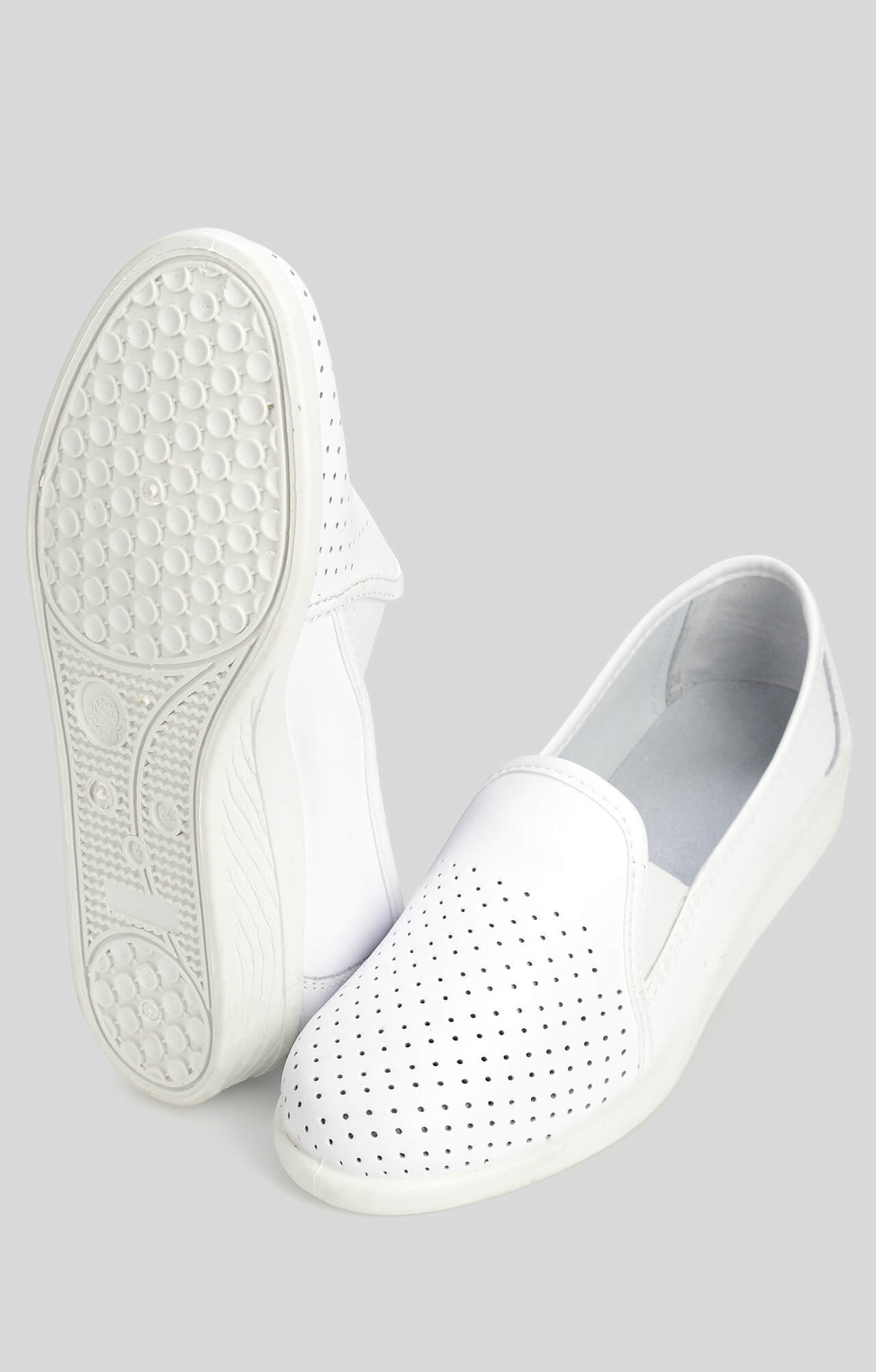 68173 Туфли мужские с закрытым задником белые  Сабо и сланцы размер 46 Спецодежда  - Вид №1