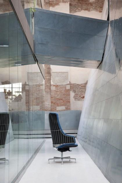 Luxy Регулируемое по высоте кресло руководителя с 5 спицами и колесами Italia sun-id-1397677 - Вид №9