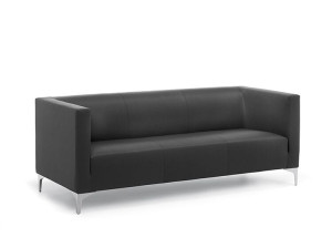 Кожаный диван