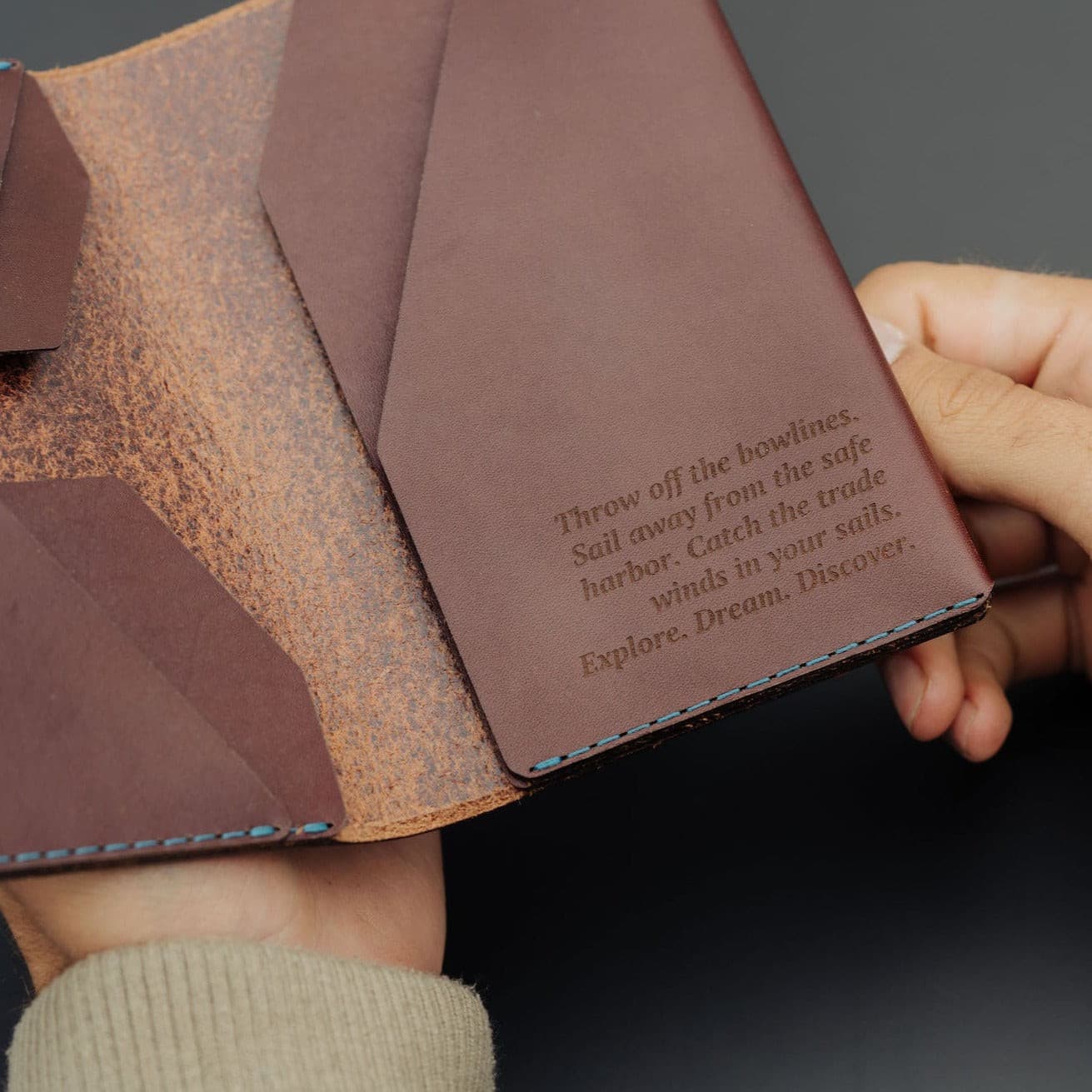 W107CHES Кошелек Winston Travel - каштановый Wingback  - Вид №7