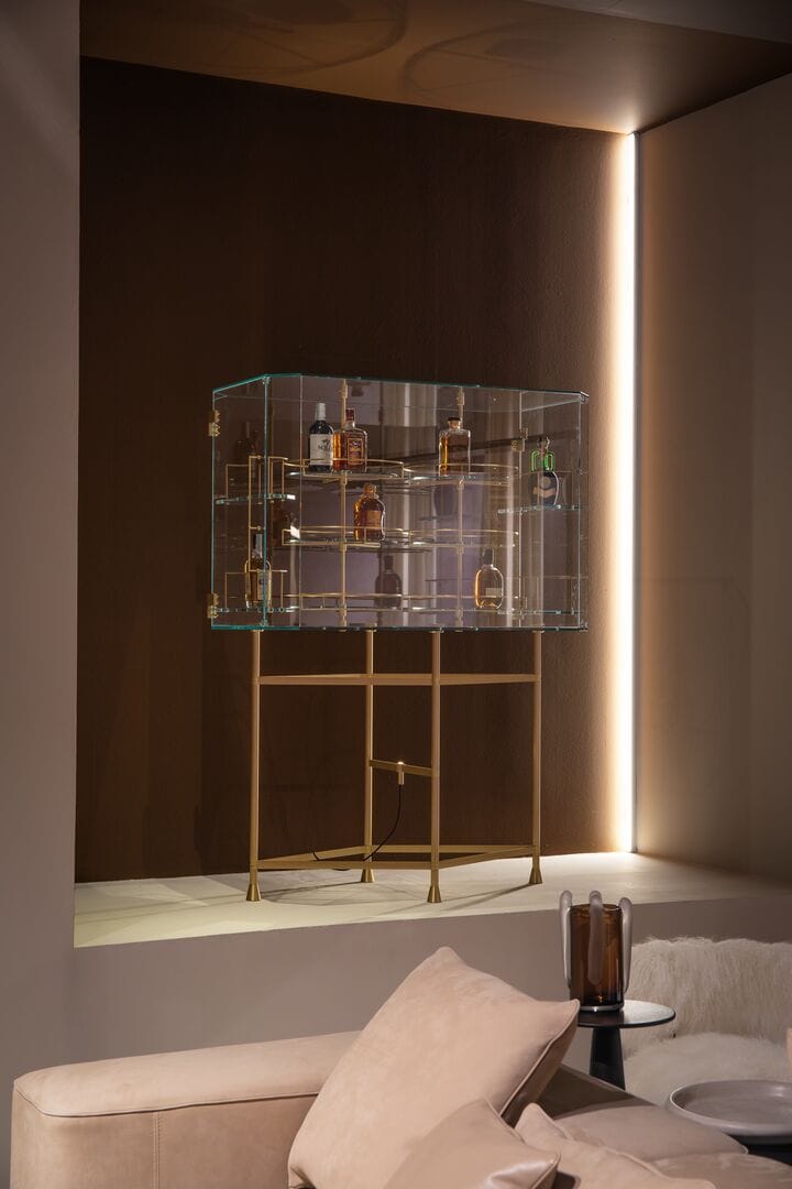 Стеклянный барный шкаф Baxter FLOAT ARCH-00009628