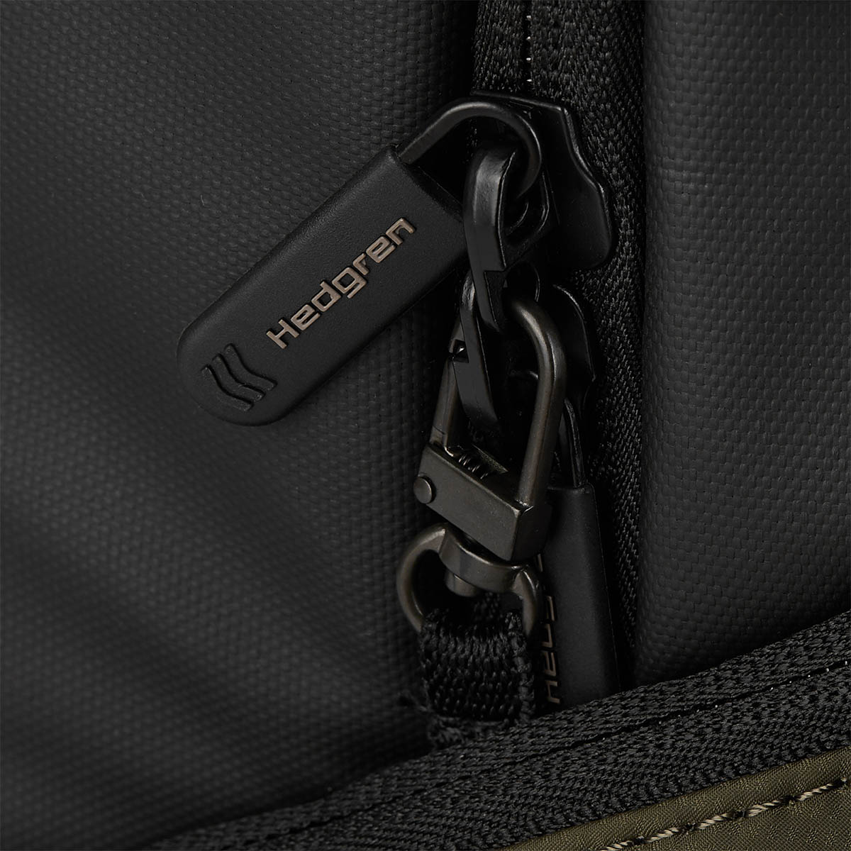 HCOM05/163-01 Рюкзак HCOM05 Rail Backpack 15,6 RFID Hedgren Commute  - Вид №5