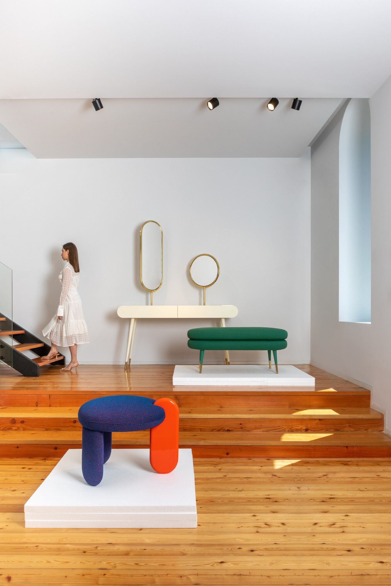 Бархатная мягкая скамейка ROYAL STRANGER MARSHMALLOW ARCH-00109711 - Вид №4