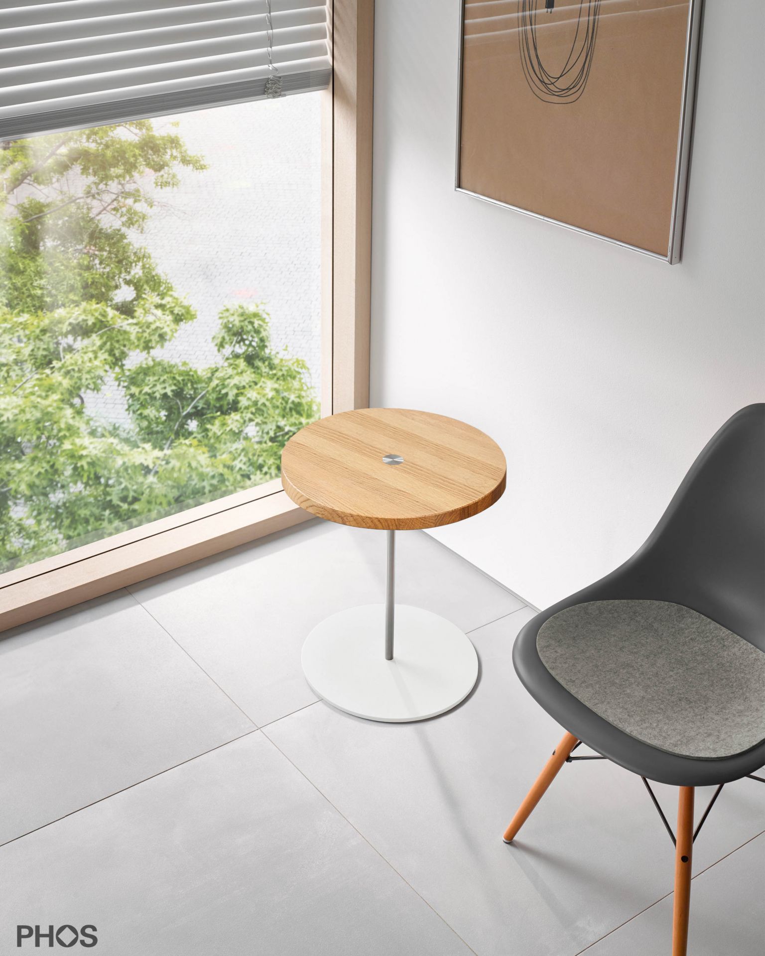 BT400-Eiche-BPW Приставной столик, высота 40 см, столешница из дуба, основание белое PHOS  - Вид №1