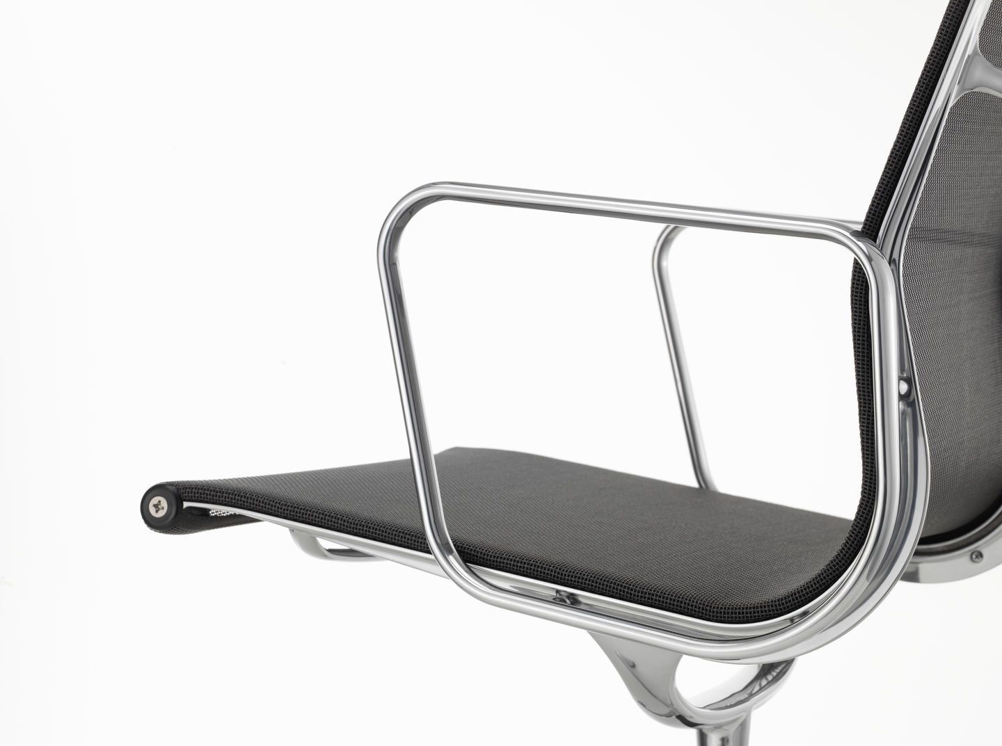 Ткань спиц поворотный стул с подлокотниками VITRA Eames Aluminium Group ARCH-00087363 - Вид №22