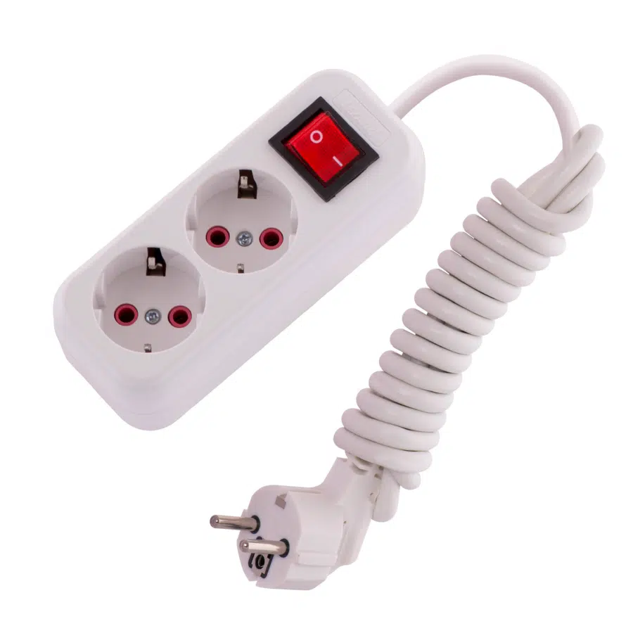 LILA Удлинитель с заземлением 2 входа, 2 метра с выключателем белый LEZARD 720-0202-202