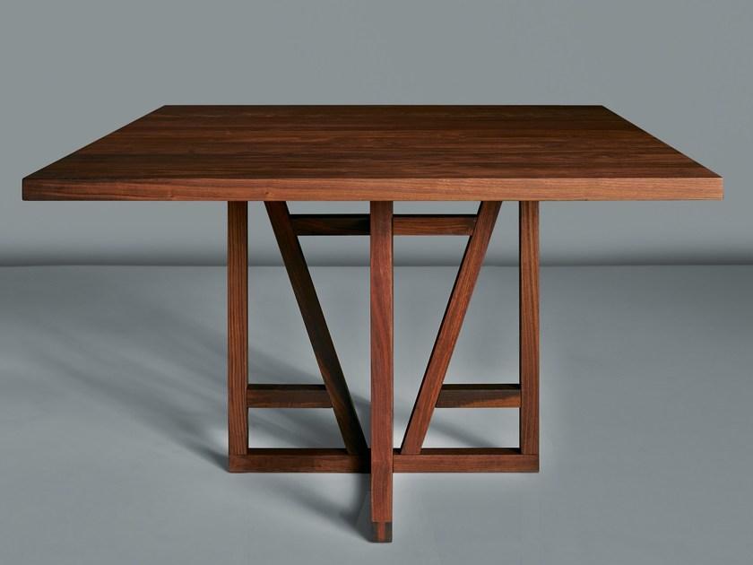 Vitamin Design Квадратный стол из массива дерева Fachwerk sun-id-1387994 - Вид №1