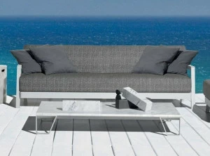 Gervasoni Низкий садовый стол из каррарского мрамора Gervasoni outdoor