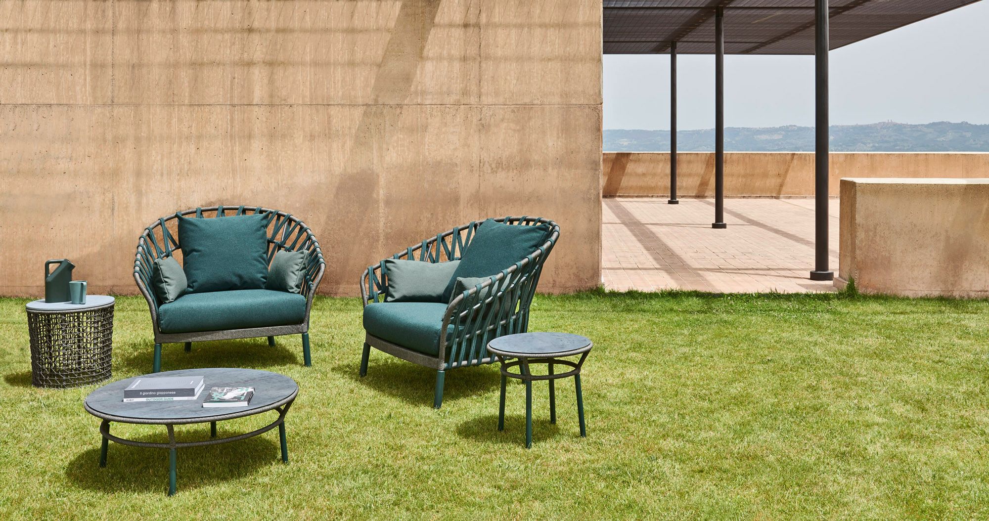 Круглый алюминиевый и деревянный садовый столик Varaschin Emma Cross ARCH-00151781 - Вид №5