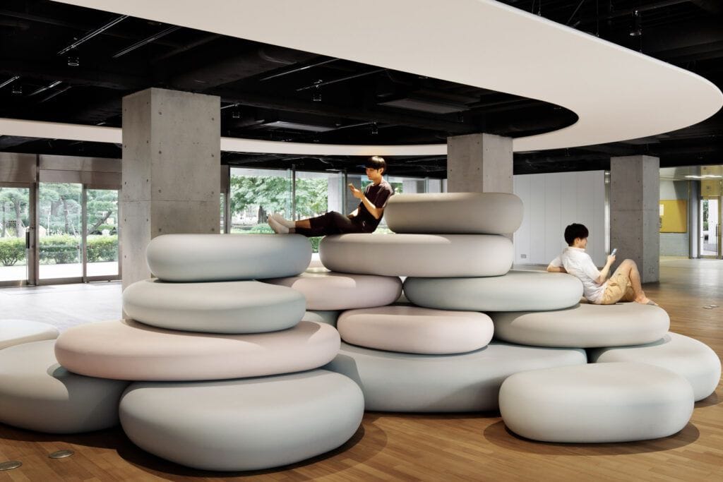 Низкий журнальный столик с пенопластовым покрытием SIXINCH Steen ARCH-00014270 - Вид №1