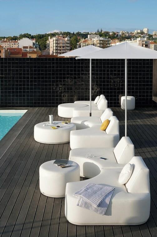 Подставка для ног / столик 52 морской текстиль песочный Manutti Moon Island MNST432 - Вид №1