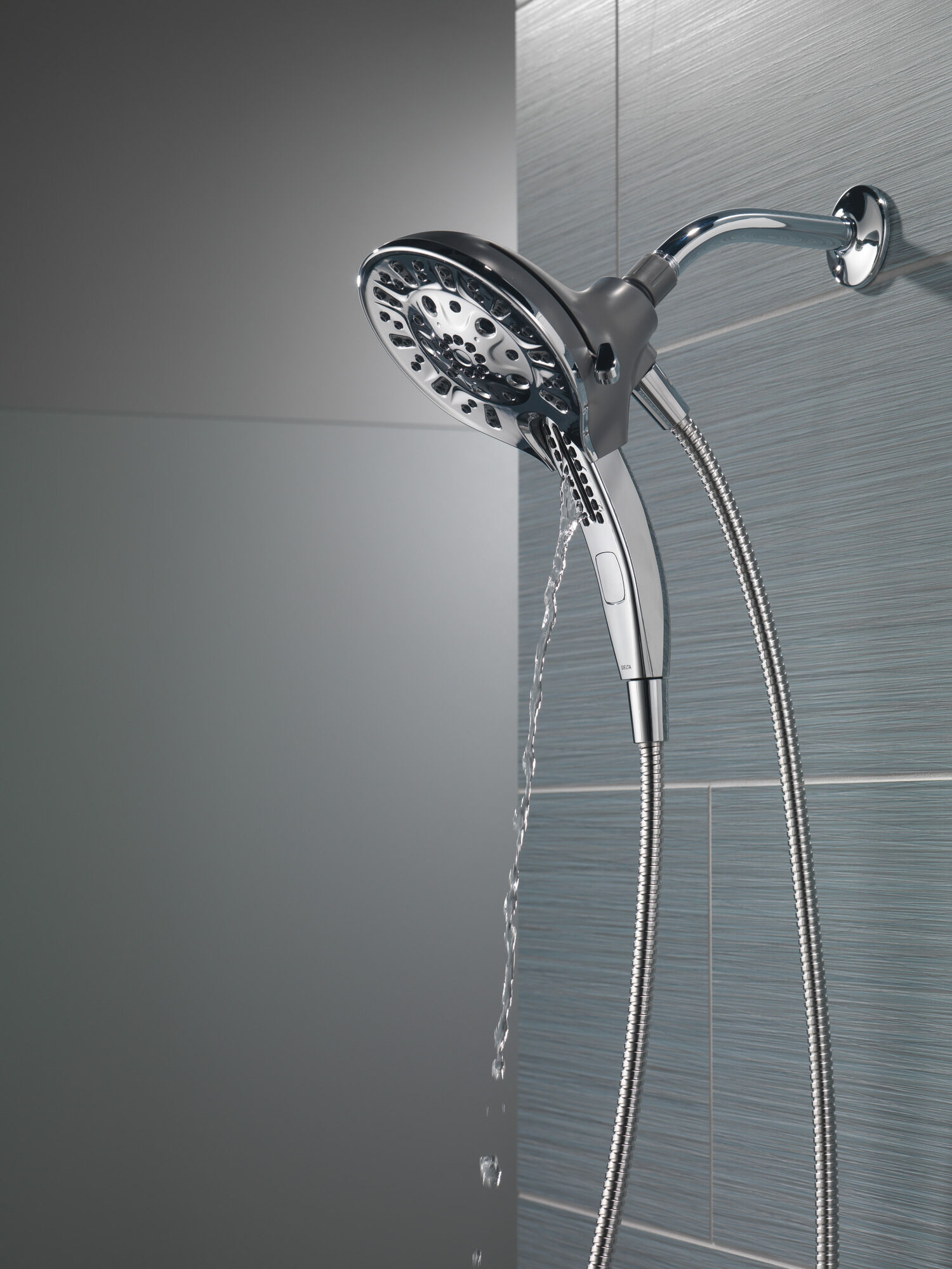 75505 H2Okinetic® In2ition® Душ два в одном с 5 настройками Delta Faucet Delta Хром - Вид №22