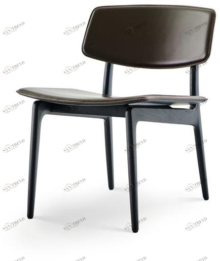 Molteni & C. Кресло в коже Woody Wpo2