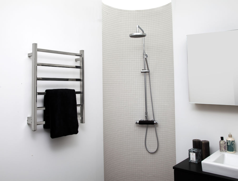 PAX 3707-3 Полотенцесушитель электрический Tango 540 х 700  - Вид №1