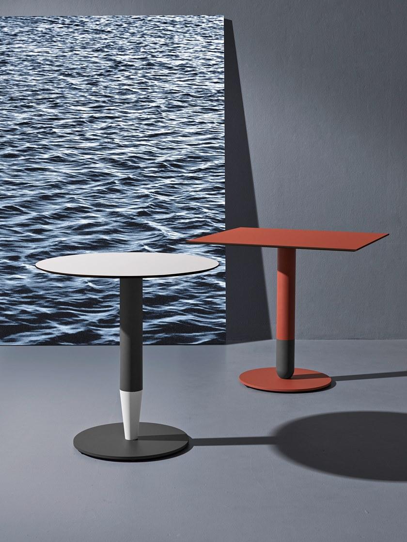 Very Wood Круглый деревянный стол  Crayon_in/crayon_out  - Вид №1