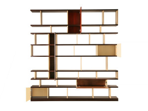 Деревянный книжный шкаф