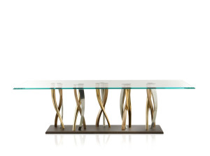Изготовленный на заказ стеклянный обеденный стол