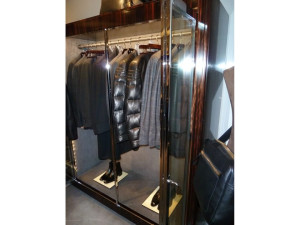 Металлическая мебель для магазинов