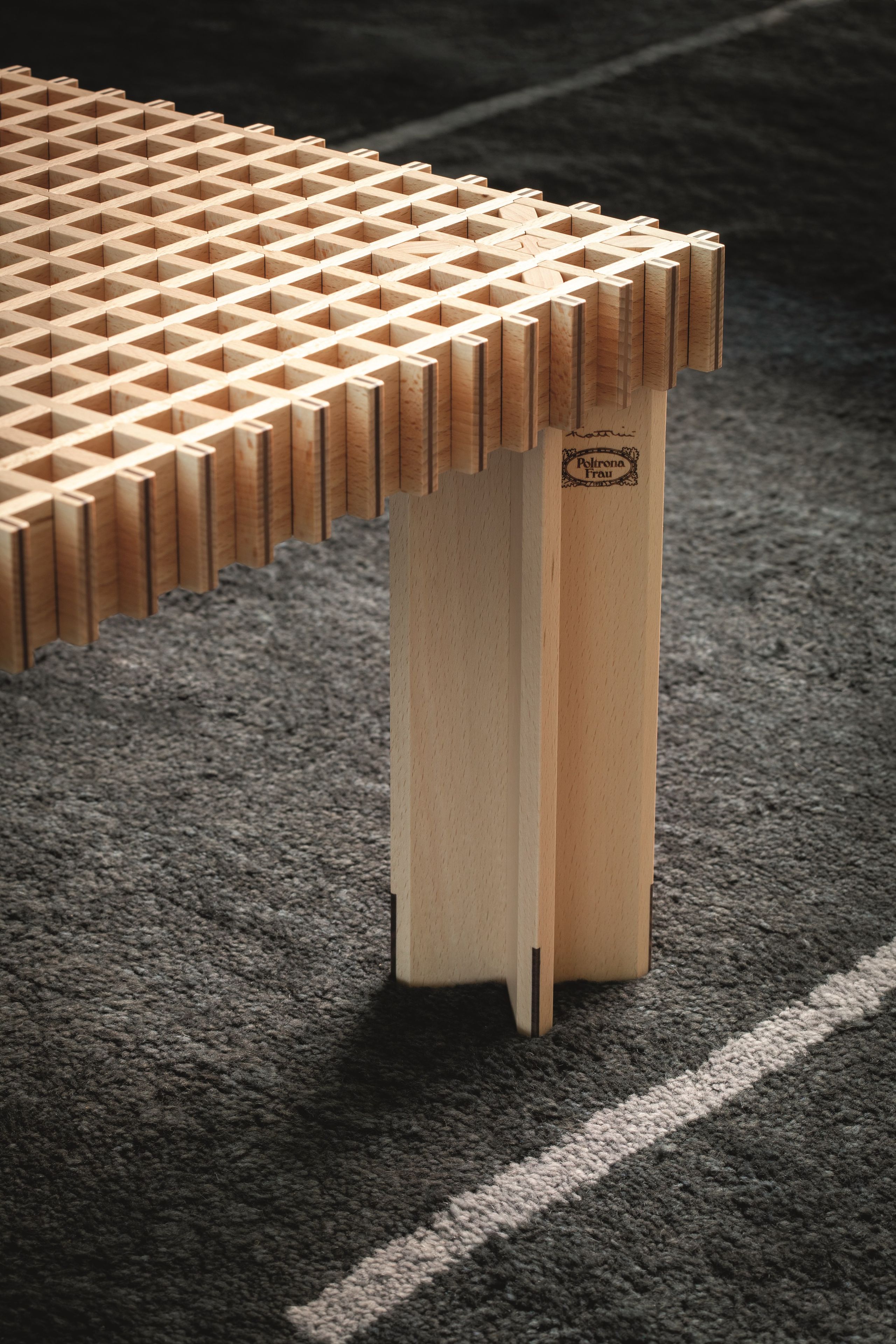 Квадратный журнальный столик из массива дерева Poltrona Frau коллекция-столы и стулья ARCH-00119806 - Вид №7