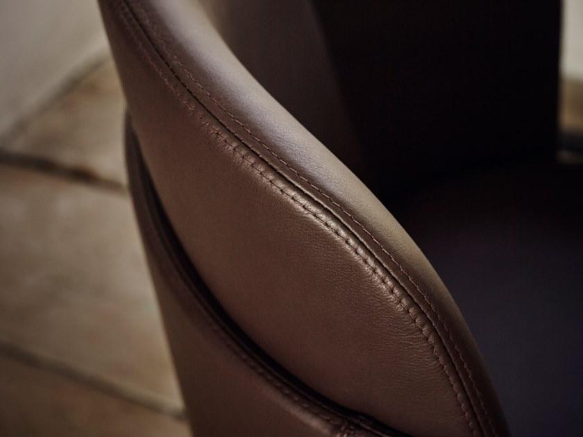 Wittmann Вращающееся кресло на козелке из кожи Merwyn sun-id-1435589 - Вид №1