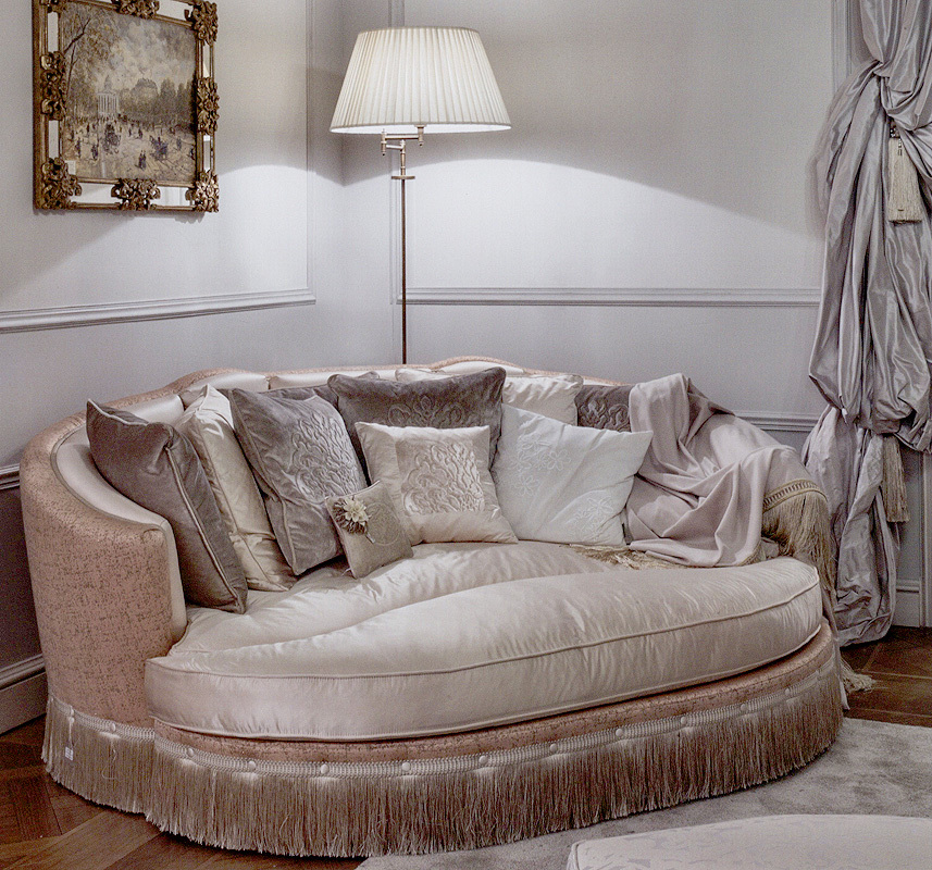 Диван  MEDEA 462 Prestige