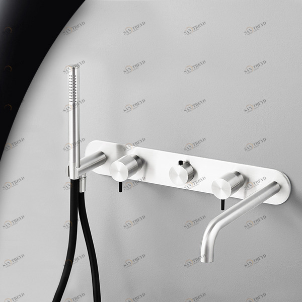 Смеситель для ванны глянцевая сталь с черной ручкой Toki Radomonte TKI52LCIL22