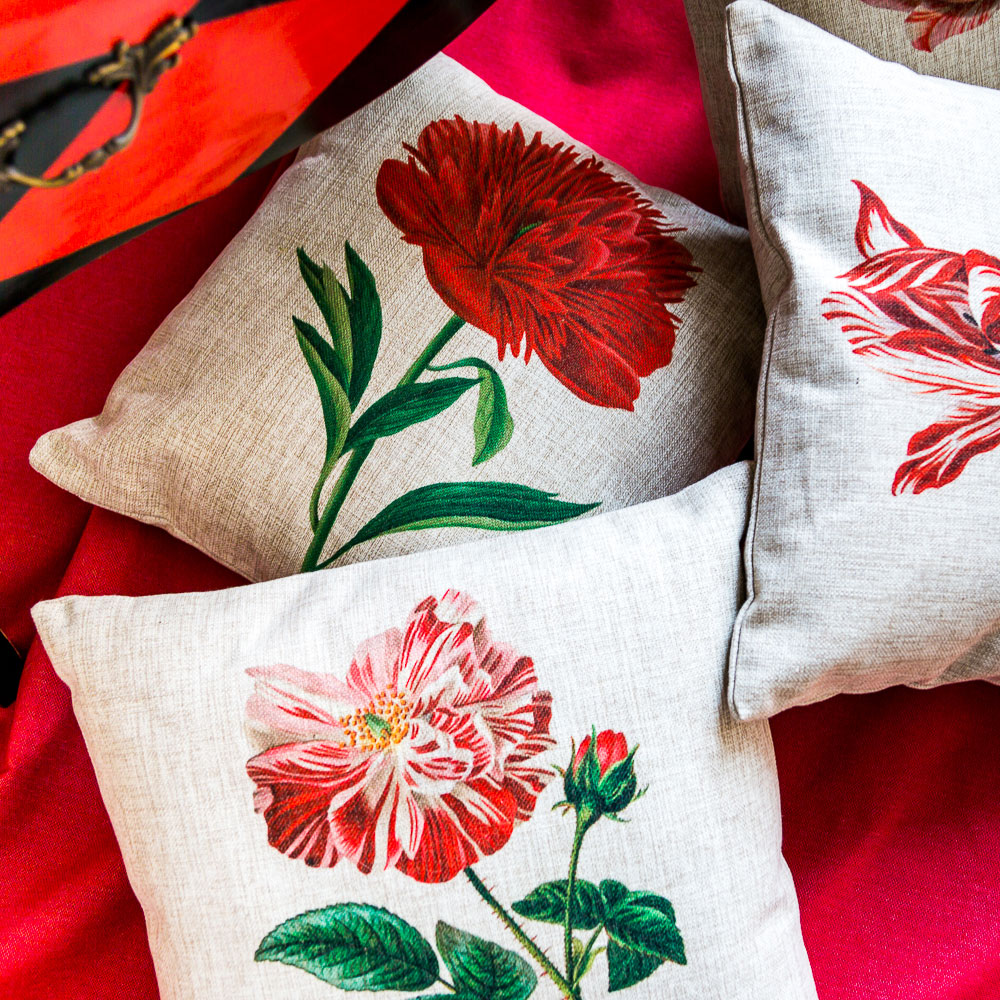 2718819 Интерьерная подушка «Цветочный ноктюрн», версия 4 Object Desire  - Вид №1