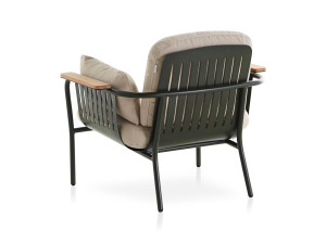 Садовое кресло с подлокотниками