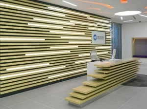 Plexwood Офисная стойка администратора из массива дерева