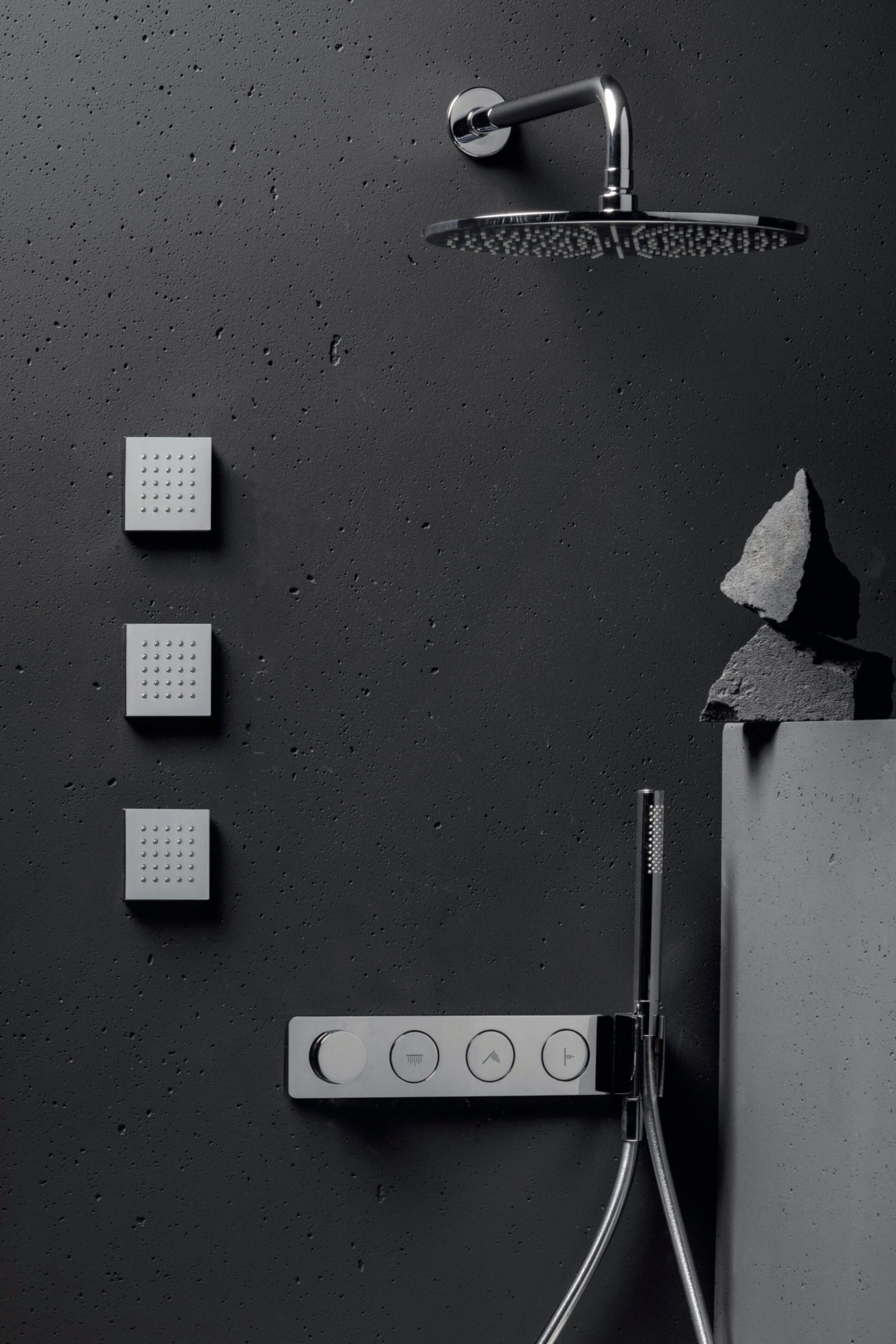 Термостатический смеситель для душа с 4 отверстиями с пластиной Zucchetti Hoop ARCH-00074367 - Вид №1