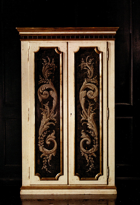 Шкаф  VITTORIO GRIFONI 2624 