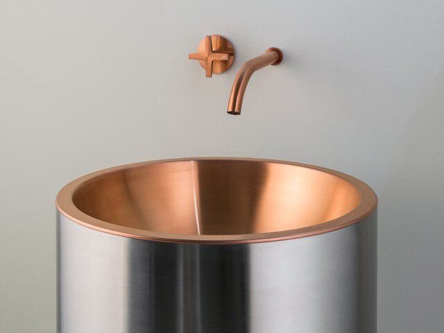 Яркий круглый умывальник из нержавеющей стали с переливом CEADESIGN умывальники ARCH-00097792 - Вид №1