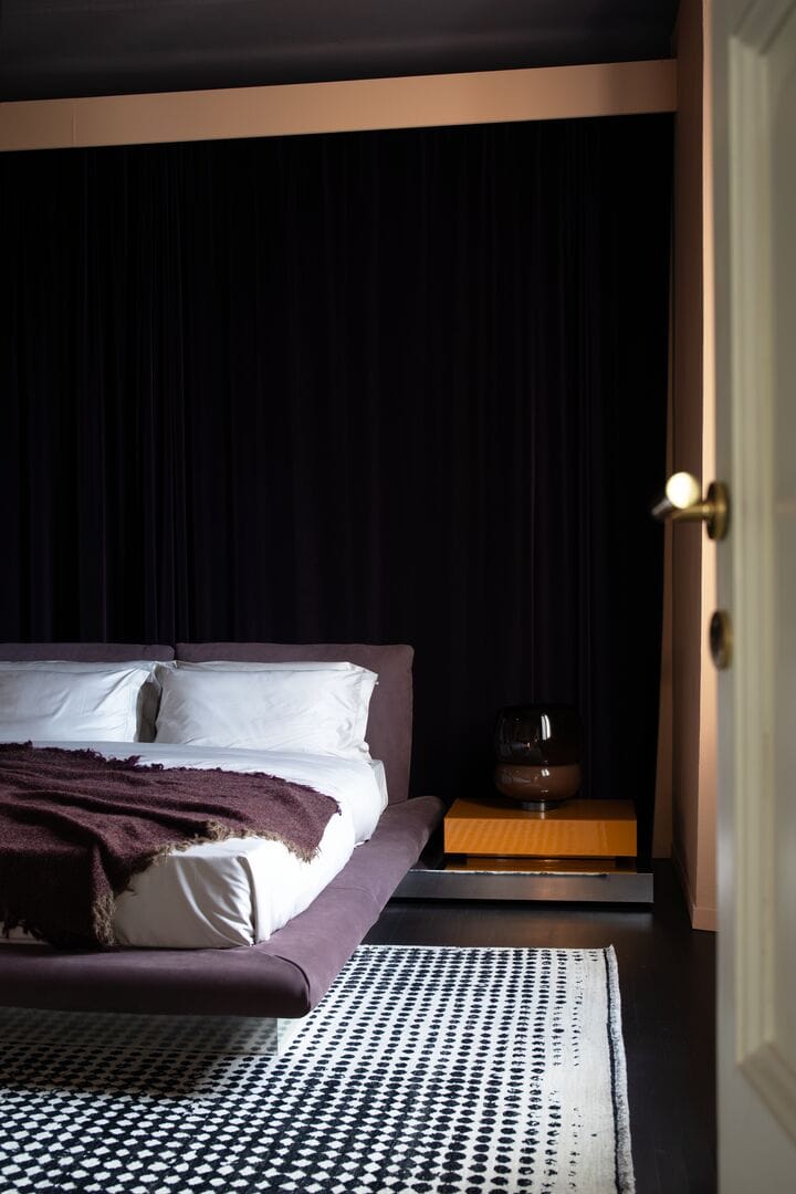 Двуспальная мягкая кровать Baxter Aura ARCH-00075198 - Вид №7