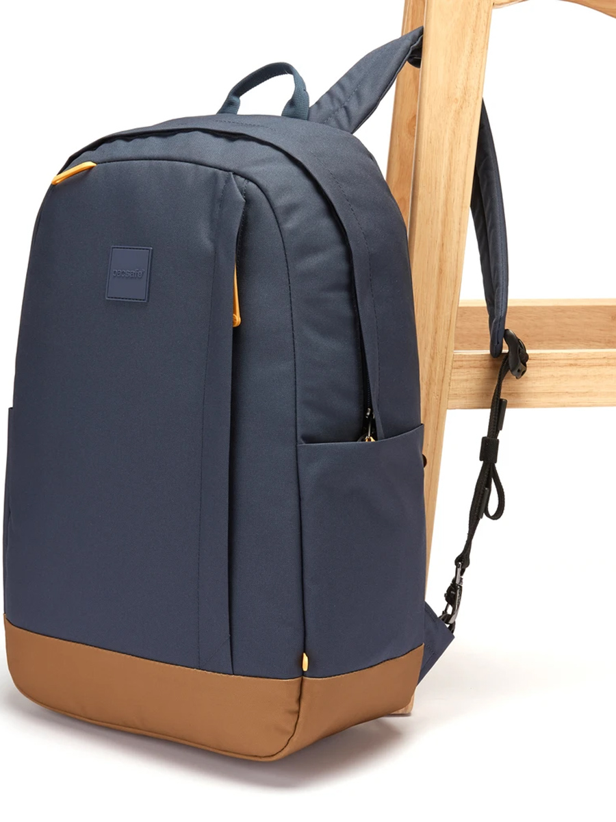 35115651 Рюкзак антивор Anti-Theft Backpack 25L PacSafe Pacsafe Go  - Вид №10