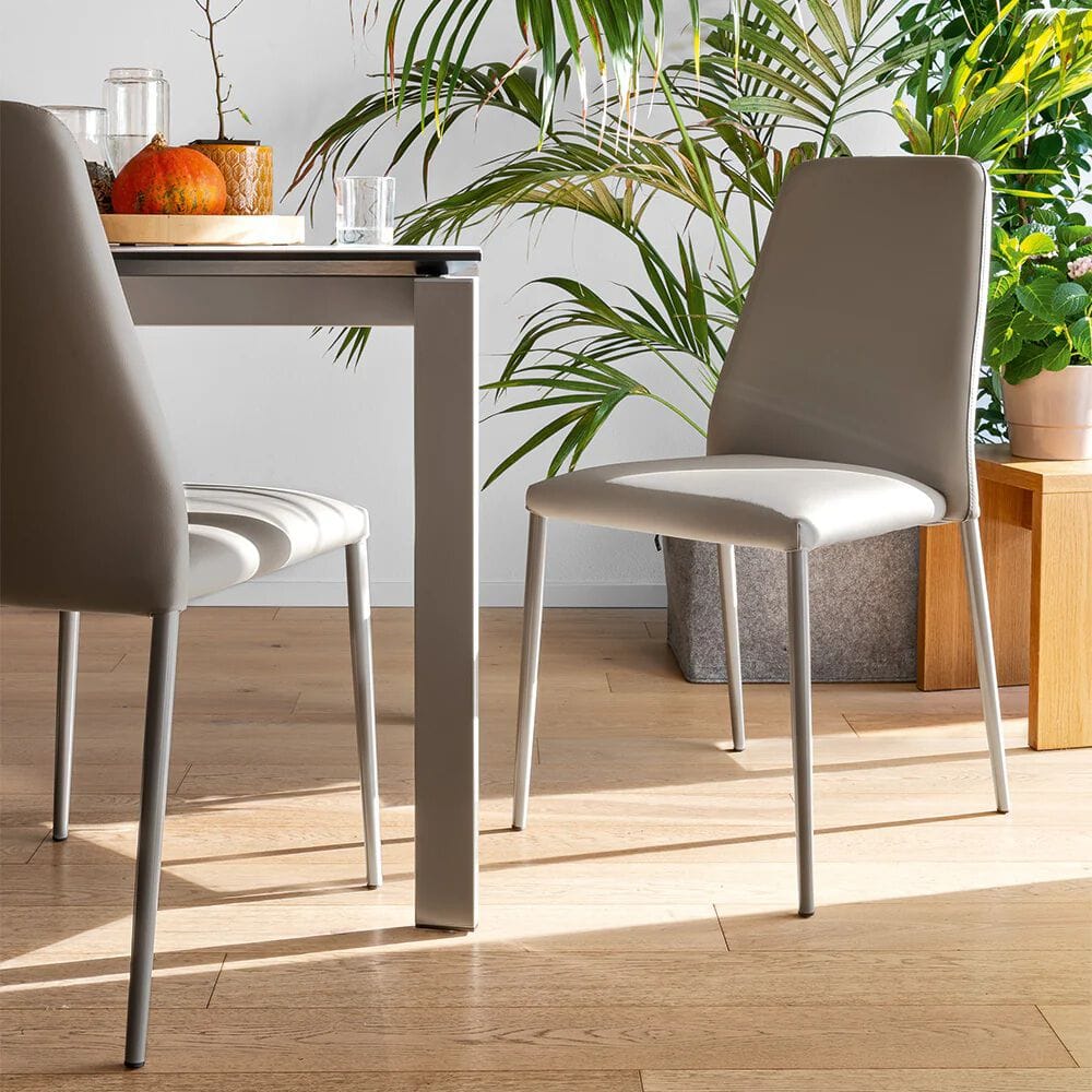 Штабелируемый стул из искусственной кожи Connubia CLUB ARCH-00002156