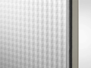 Панель с алмазным металлическим профилем