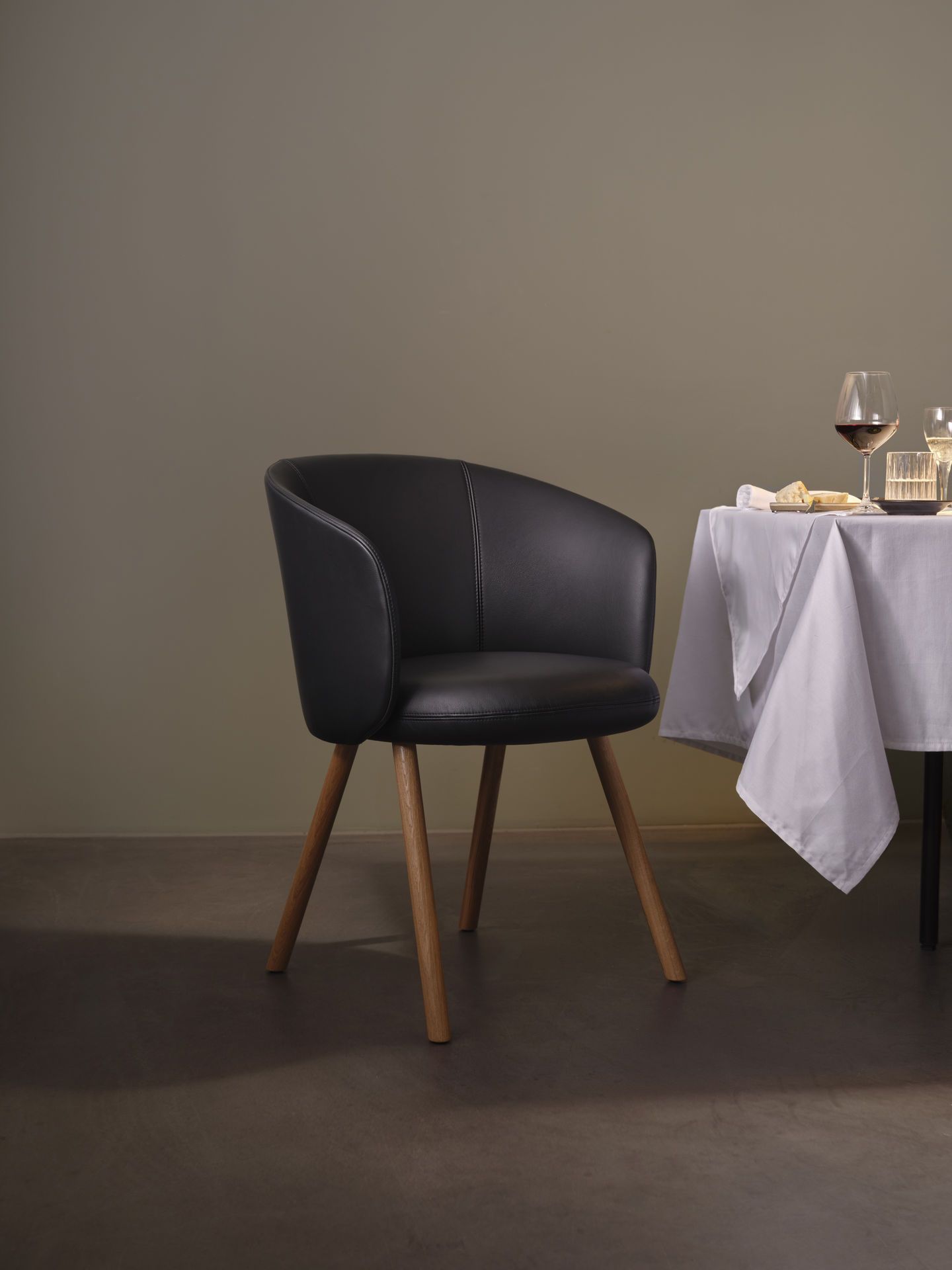 Мягкий стул с подлокотниками VITRA Mikado ARCH-00071588 - Вид №16