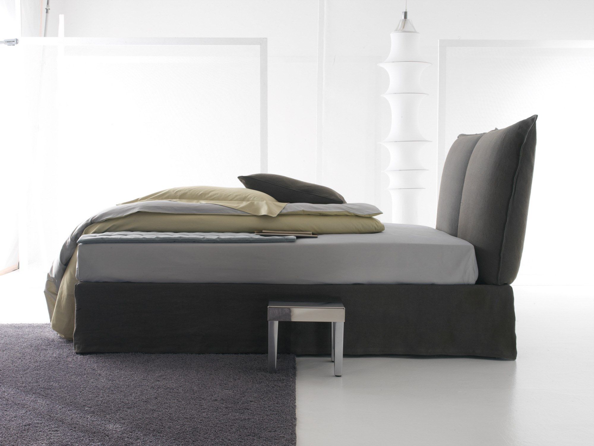 Мягкая и съемная двуспальная кровать Casamania & Horm Milos ARCH-00016110 - Вид №3