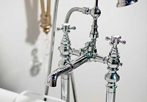 Gentry Home Центр смесителя для раковины до центра два отверстия под смеситель мм Antique Хром GH103318 - Вид №1