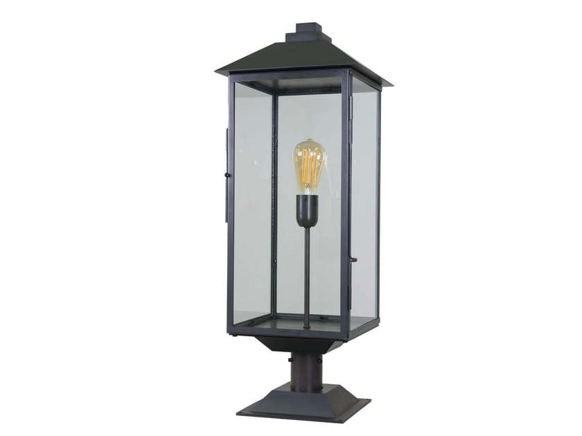 Напольная лампа из латуни Authentage Lighting Noblesse ARCH-00102611