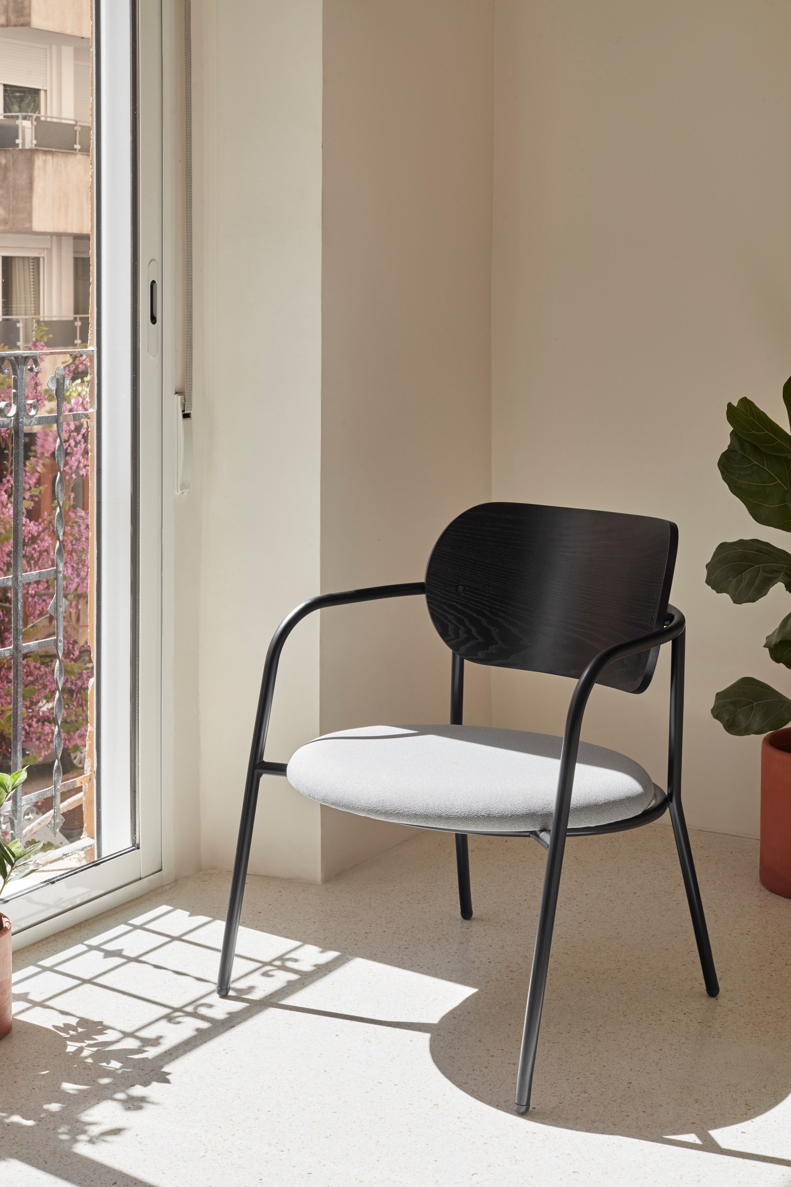 Металлическое кресло с мягким сиденьем TEULAT Eclipse ARCH-00150639 - Вид №21