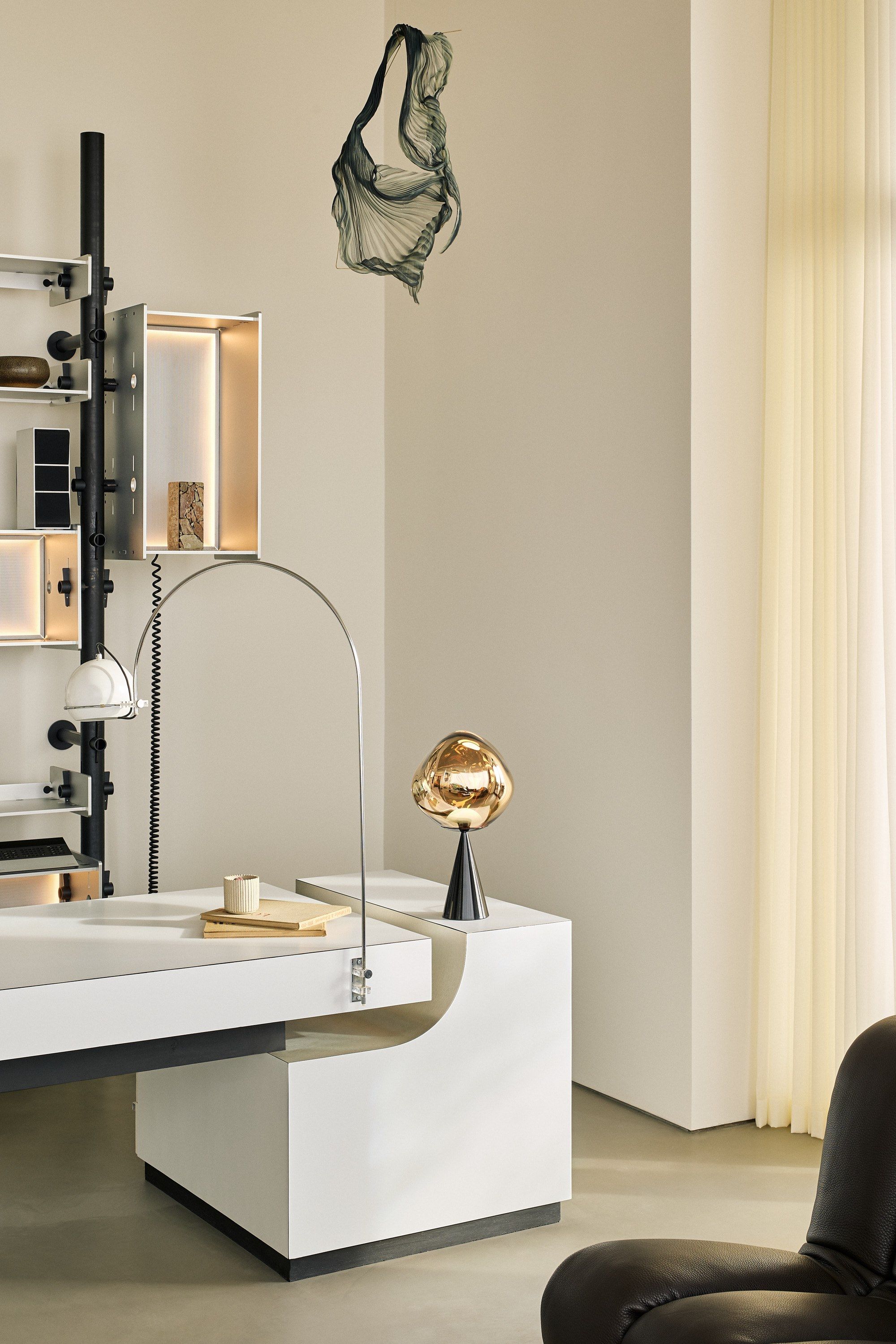 Светодиодная настольная лампа с батарейным питанием Tom Dixon Melt ARCH-00056851 - Вид №25