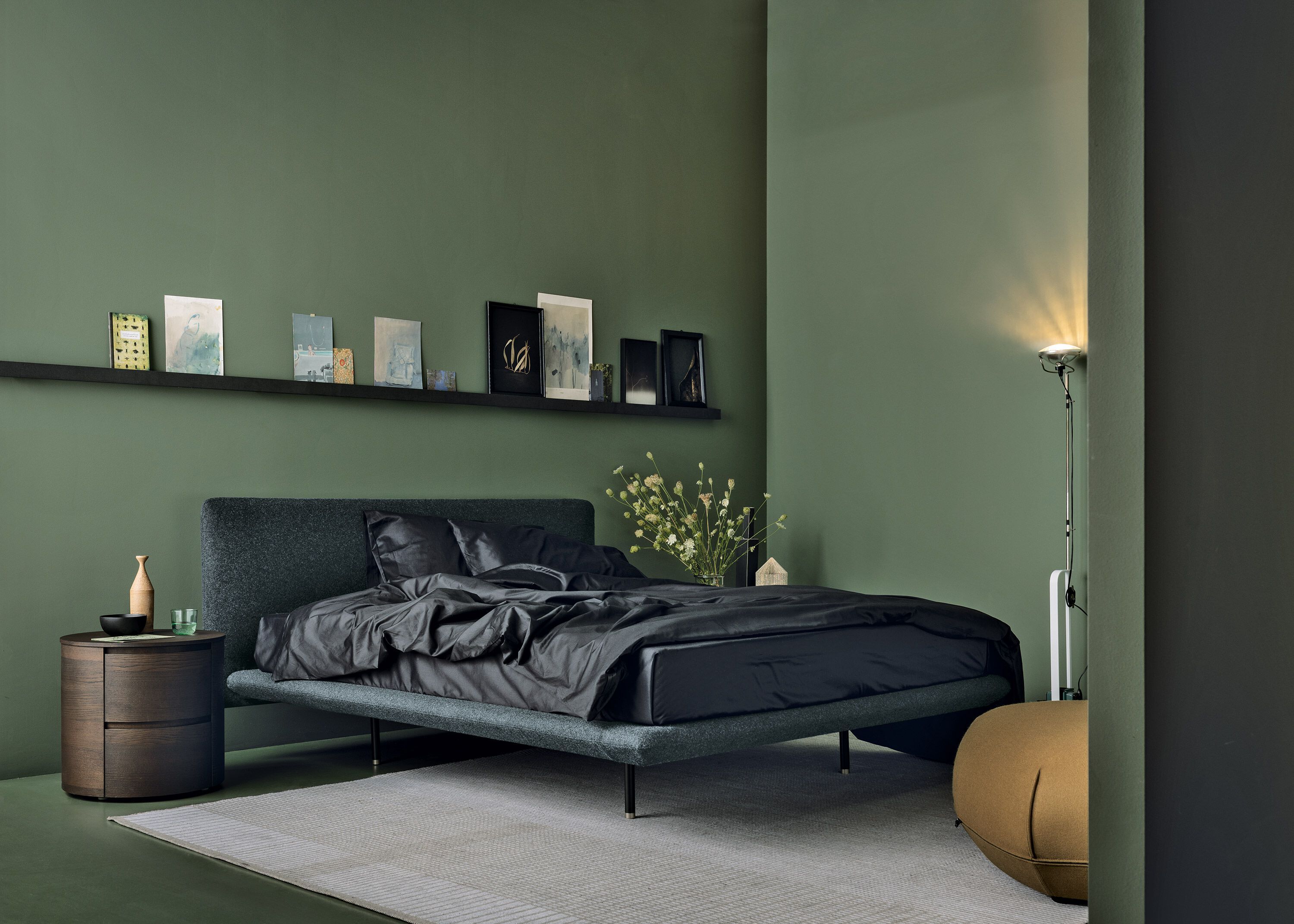 Двуспальная кровать из ткани с мягким изголовьем Kristalia Clapis ARCH-00013566 - Вид №4